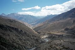 26 Trail Toward Kharta.jpg